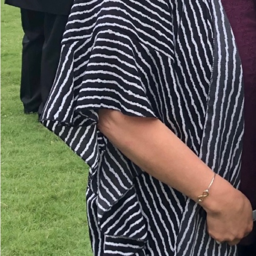 Black & white striped kimono short sleeve, versatile, dressy & casual, ONE SIZE